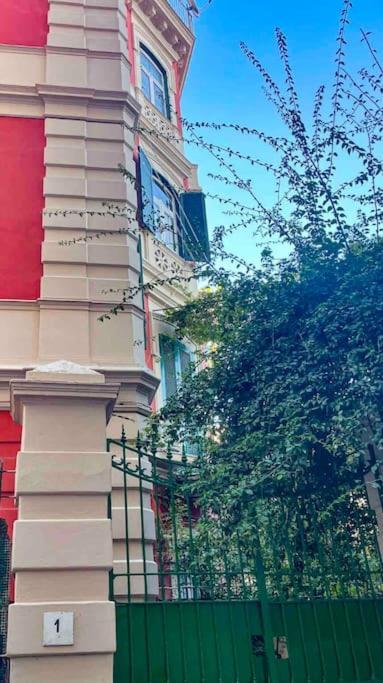 Bouganville Holiday House Napoli Bagian luar foto