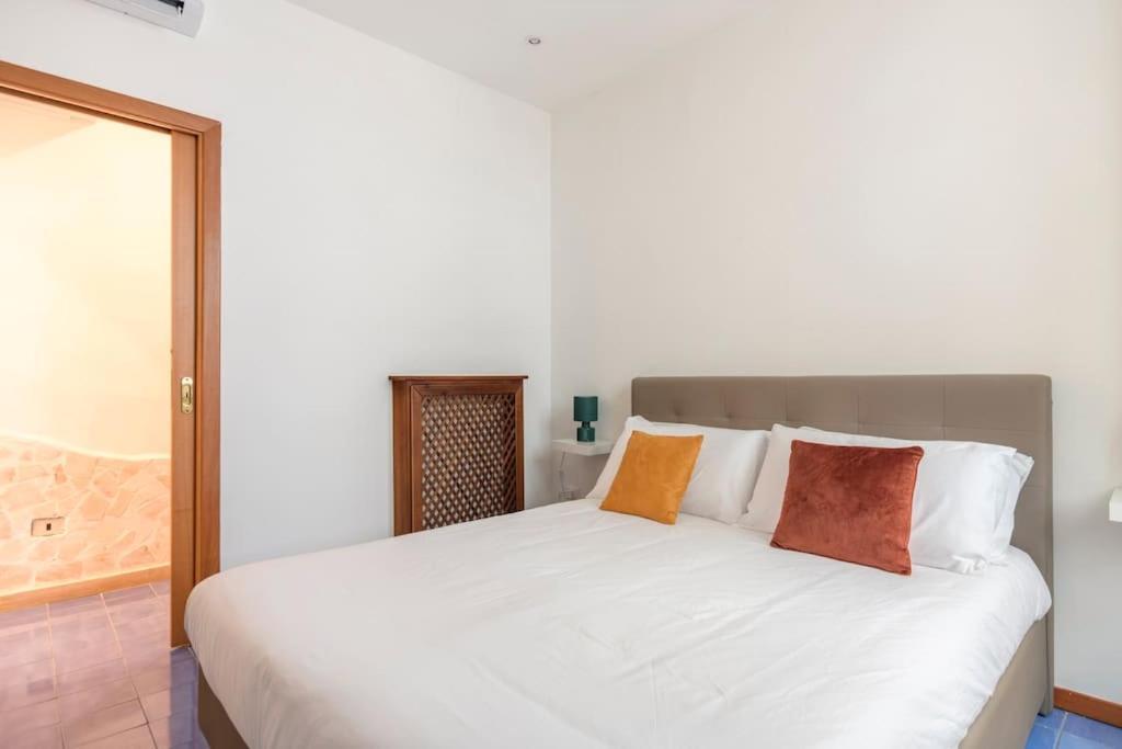 Bouganville Holiday House Napoli Bagian luar foto