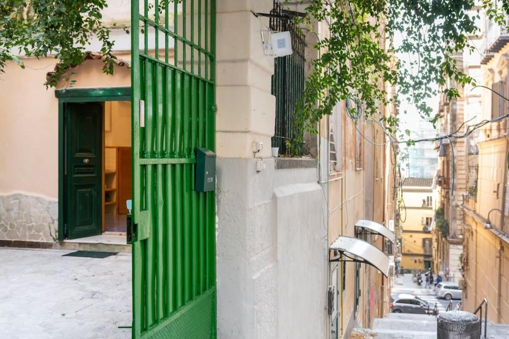 Bouganville Holiday House Napoli Bagian luar foto